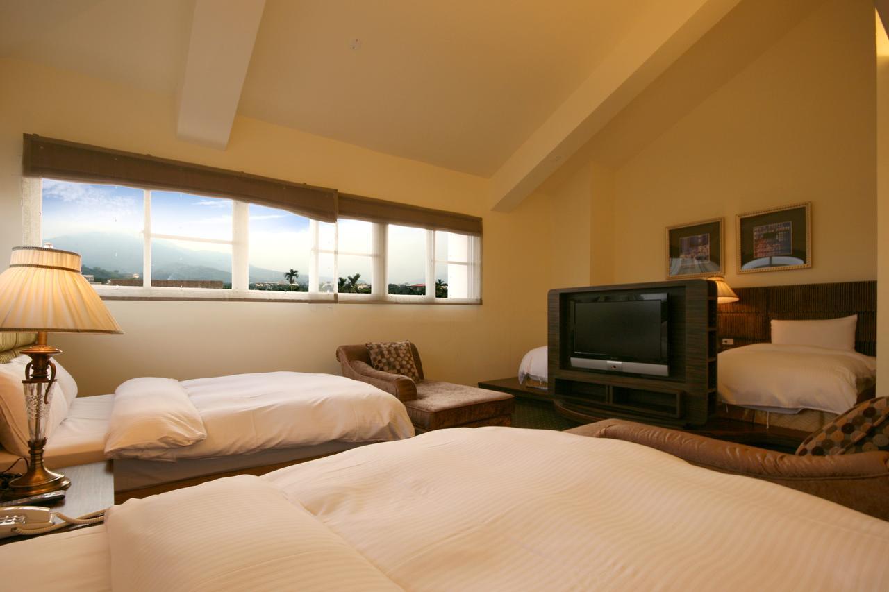 ג'יג'י Mountain Fish Water Hotel חדר תמונה